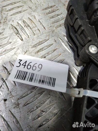 Педаль газа Ford Focus 2 седан 1.8 2008