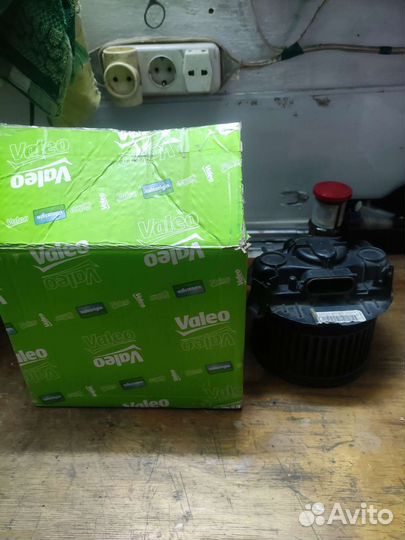 Моторчик отопителя Nissan