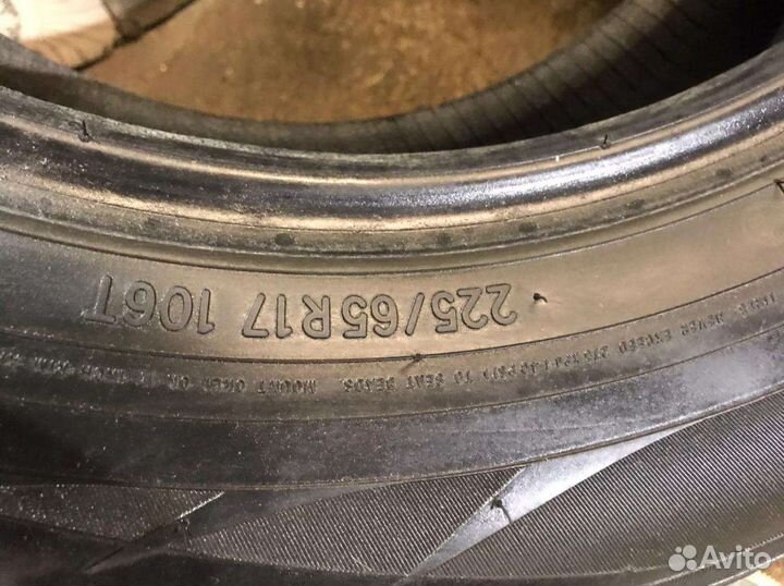Toyo 310 225/65 R17