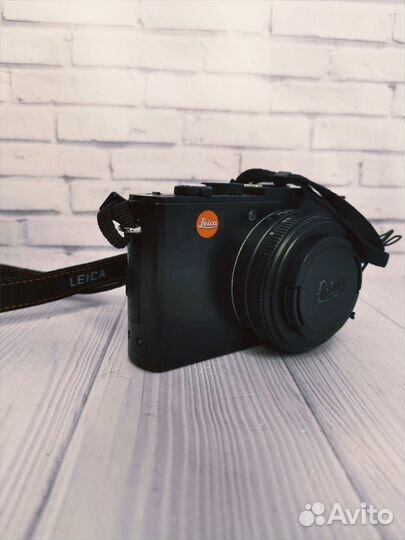 Фотоаппарат Leica