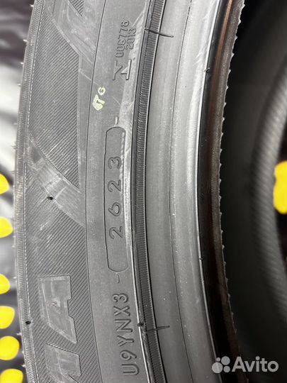 Yokohama Parada Spec-X PA02 285/45 R22 114V