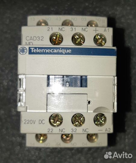 Контактор Cad32md