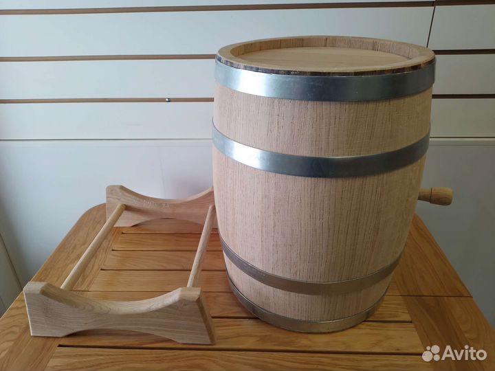 Бочка дубовая 25л средний обжиг