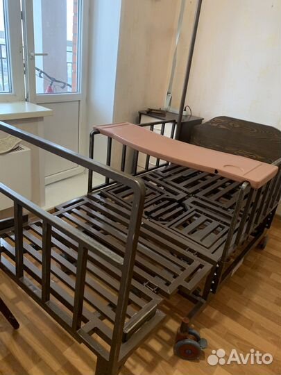 Кровать медицинская электрическая