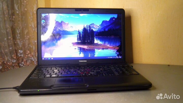 Toshiba i3/6gb/ssd/HD5470