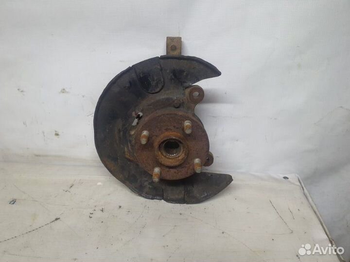 Поворотный кулак передний правый Лифан Солано