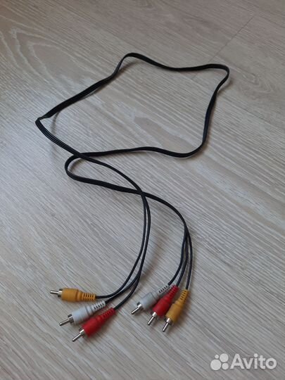 Кабель 3 RCA вилка - 3 RCA вилка(тюльпаны)