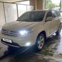 Toyota Highlander 3.5 AT, 2013, 270 000 км, с пробегом, цена 1 750 000 руб.