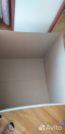 Каробка подорчная