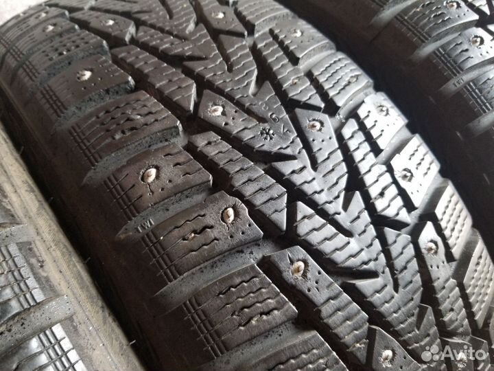 Nokian Tyres Hakkapeliitta 7 185/60 R15 88T