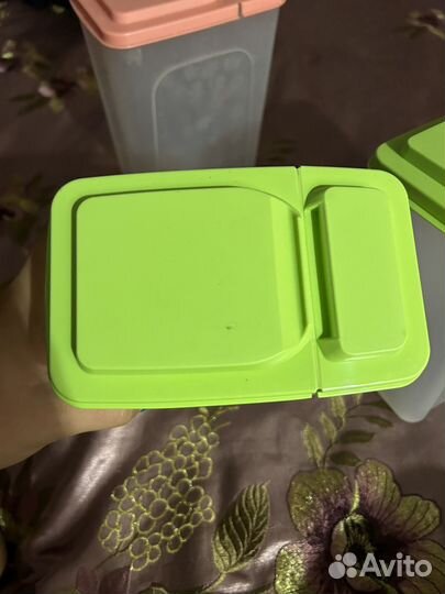 Контейнеры для сыпучих продуктов