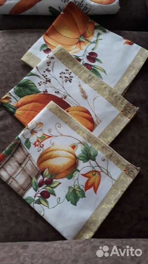 Скатерть с салфетками из рогожки и полотенца