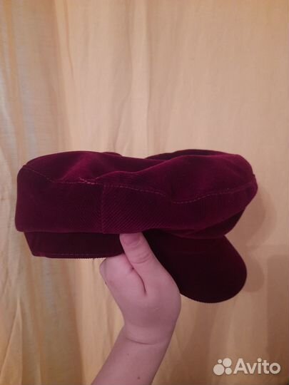 Берет женский бордовый
