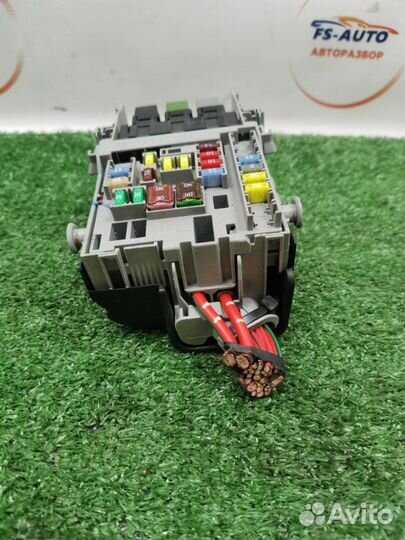 Блок предохранителей Chevrolet Cruz седан 1.6