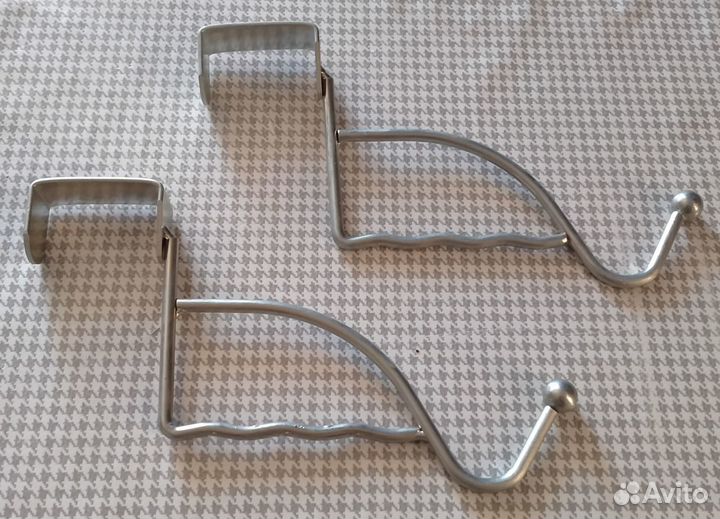 Крючки на дверь 2шт металлические