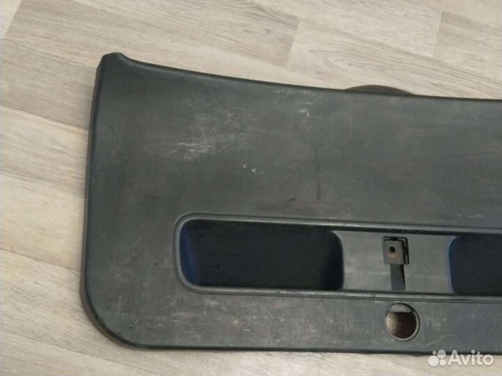 Обшивка крышки багажника Kia Ceed универсал