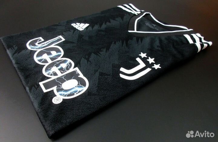 Форма гостевая Ювентус