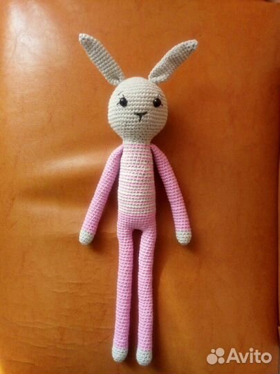 Вязаный зайчик