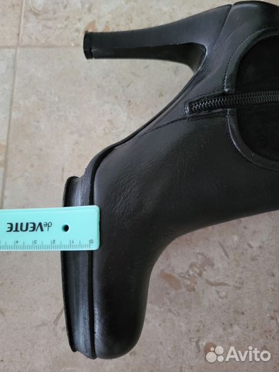 Сапоги женские зимние Armani 38 р