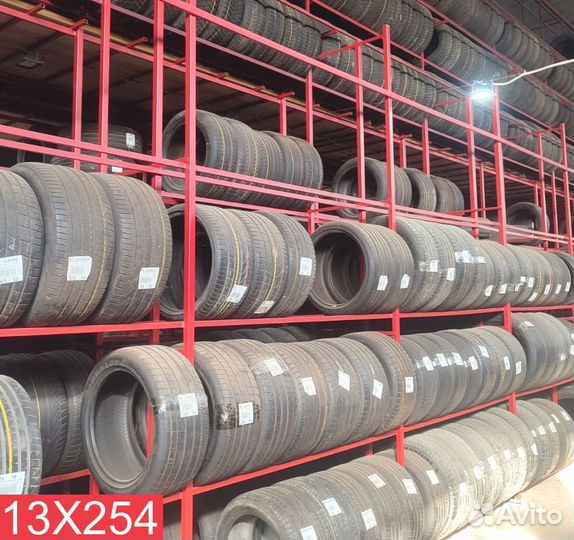 Goodyear UltraGrip 235/55 R17 103H