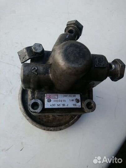 Насос гидроусилителя на Ауди А6(С5) 2.5TD 2001 г.в