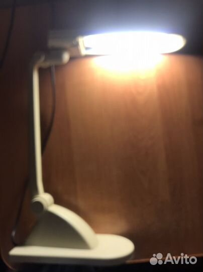 Лампа настольная