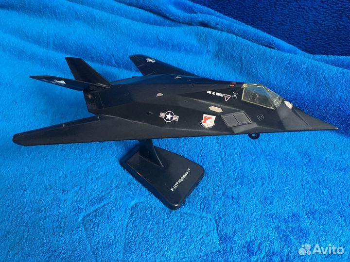 Масштабная модель самолета F-117