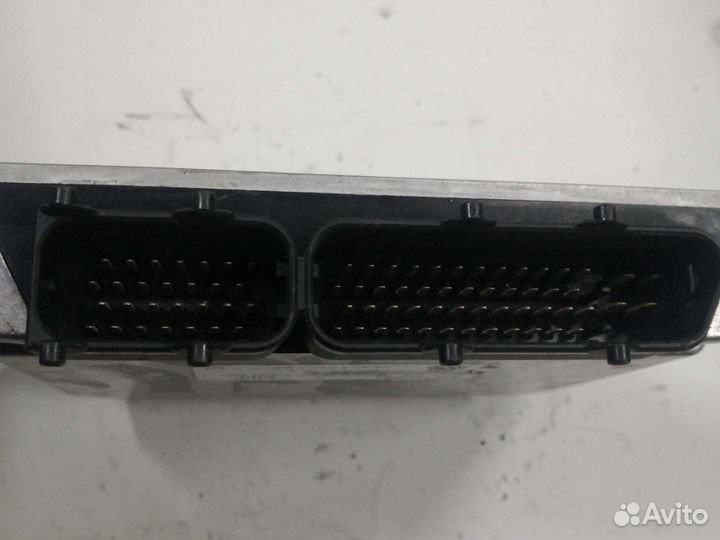 Блок управления двигателем Volkswagen Passat B5