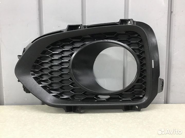 Рамка противотуманой фары левой, Kia Sorento II 2009-2020 865232P010