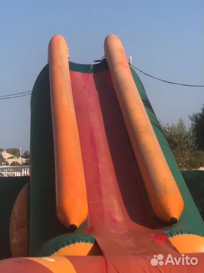 Надувная горка с бассейном