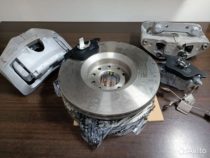 Комплект тормозов Сааб 9-5