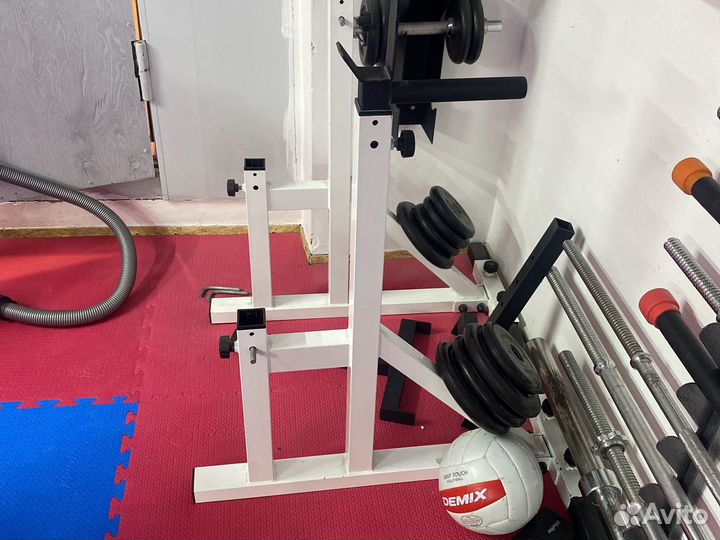 Стойка для штанги и скамья