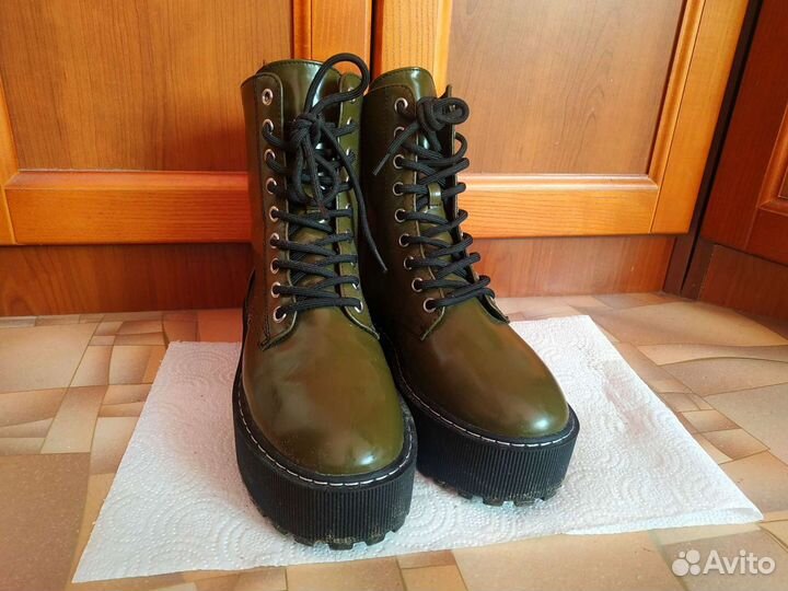 Ботинки женские