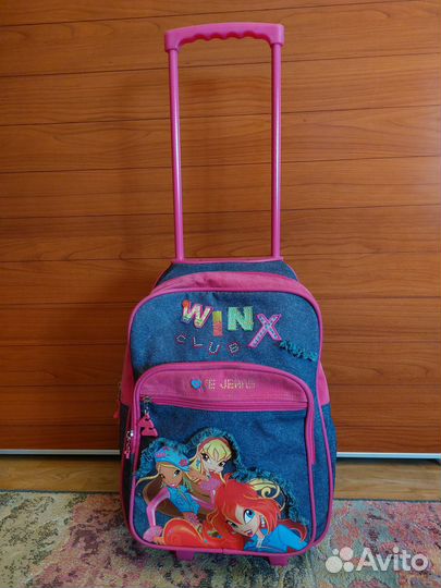 Ранец трансформер на колесах Winx для девочки