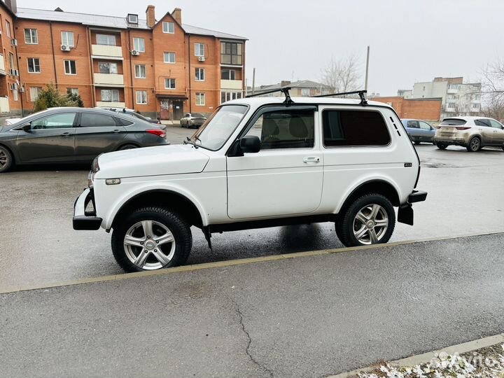 LADA 4x4 (Нива) 1.7 МТ, 2011, 82 560 км