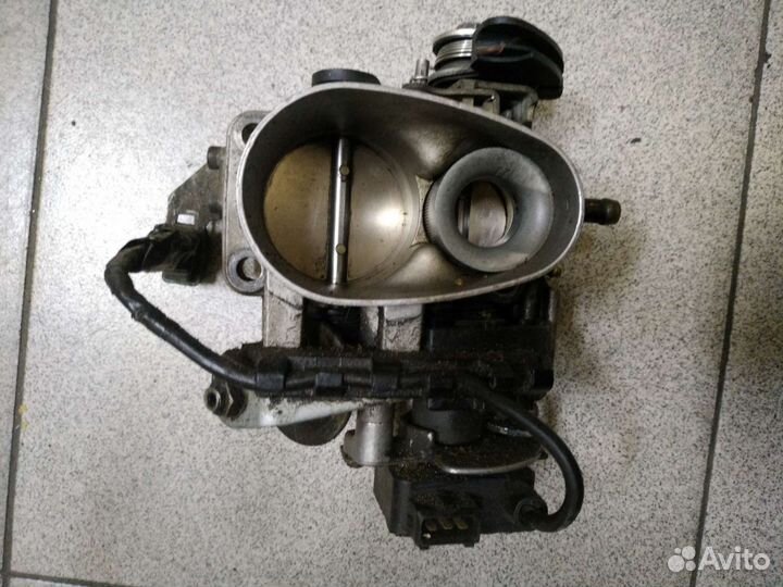 Дроссельная засдонка Audi aad