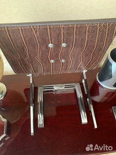 Настольный канцелярский набор