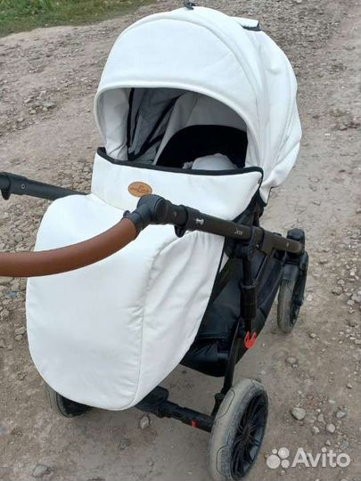 Коляска 2 в 1 MaEma (эко кожа)