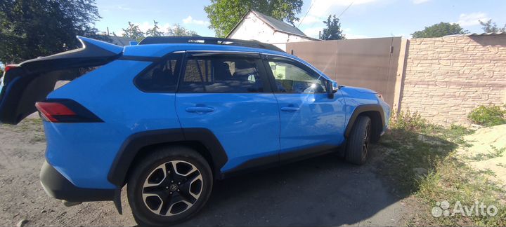 Toyota RAV4 2.5 AT, 2019, 82 000 км