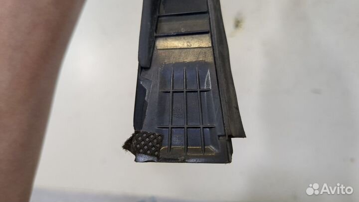 Молдинг стекла киа Sorento, 2018