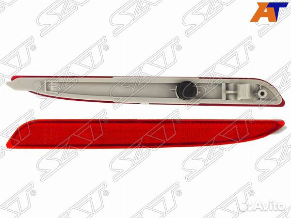 Отражатель Mazda 3 08-13 / Axela 09-13