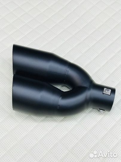 Насадка на глушитель чёрная двойная