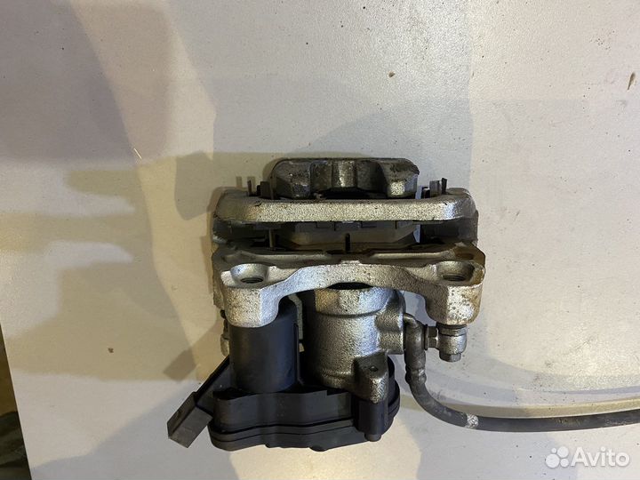 Тормозной суппорт задний левый mazda cx5 kf