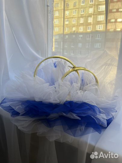 Свадебные украшения на автомобиль