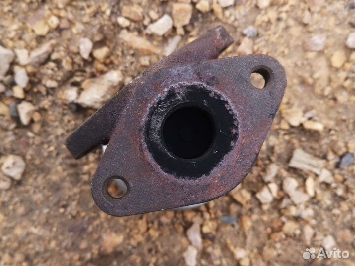 Клапан 2,5td егр EGR Audi A4B5 /A6C5, Passat B5