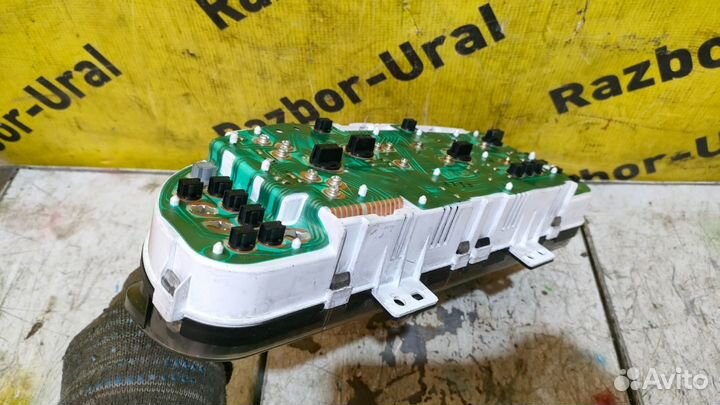 Панель приборов дизель Kia Карнивал 1