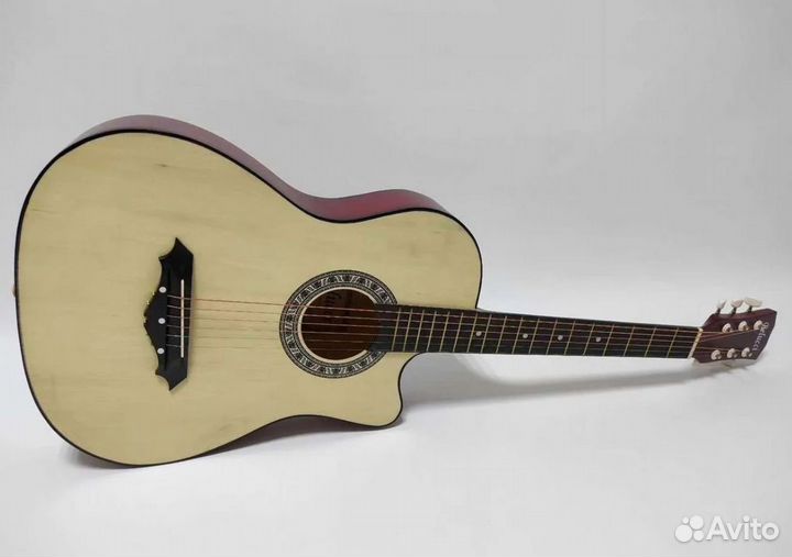 Гитара /укулеле