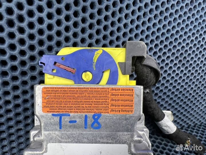 Блок airbag безопасности Touareg GP рест