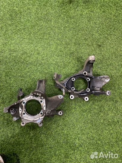 Задний кулак задний левый Mercedes S W221 3.5 M272