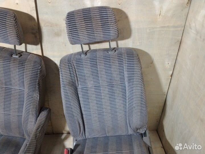 Сиденье переднее Honda Stepwgn RF1 B20B 1998